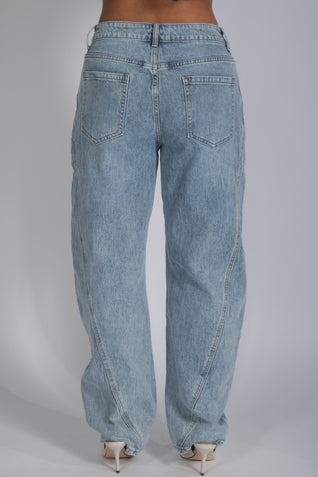 Tara jeans
